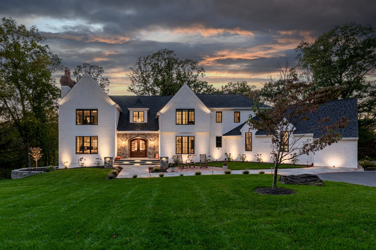 Custom landscape lighting for home and yard in Wilmington, DE