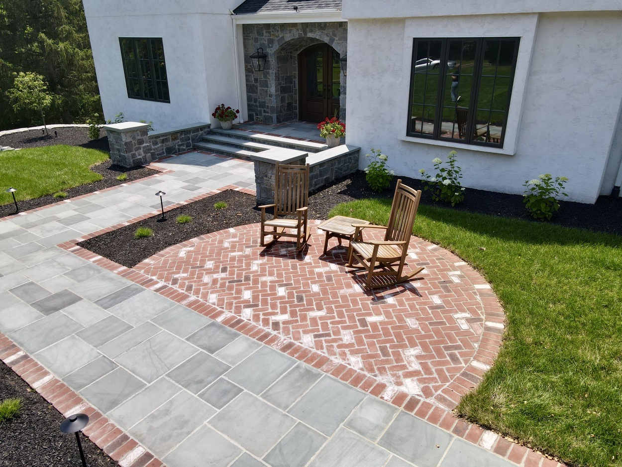 Designer vs Project Manager: Who You Need for Outdoor Projects